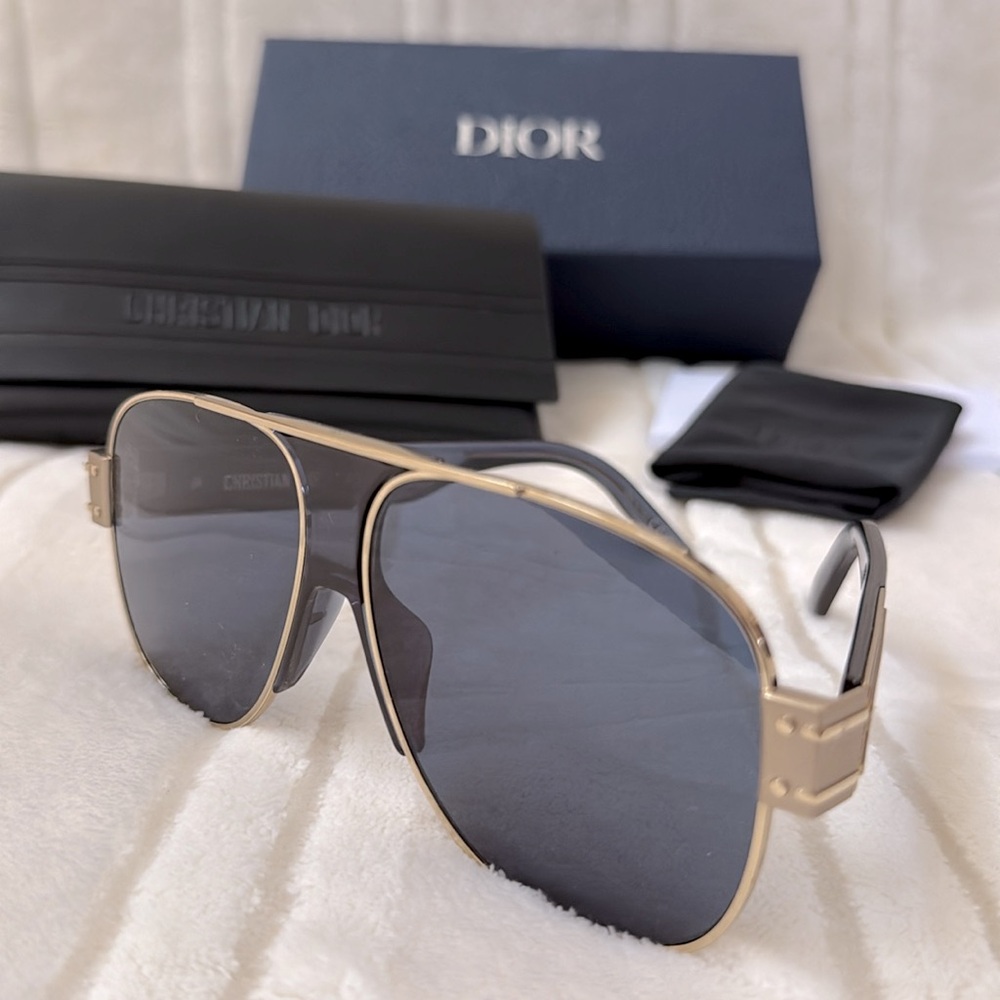 MSRP $610 Christian Dior Aviator Sunglasses Translucent Blue Gold Metal Frame - Picture 9 of 16
